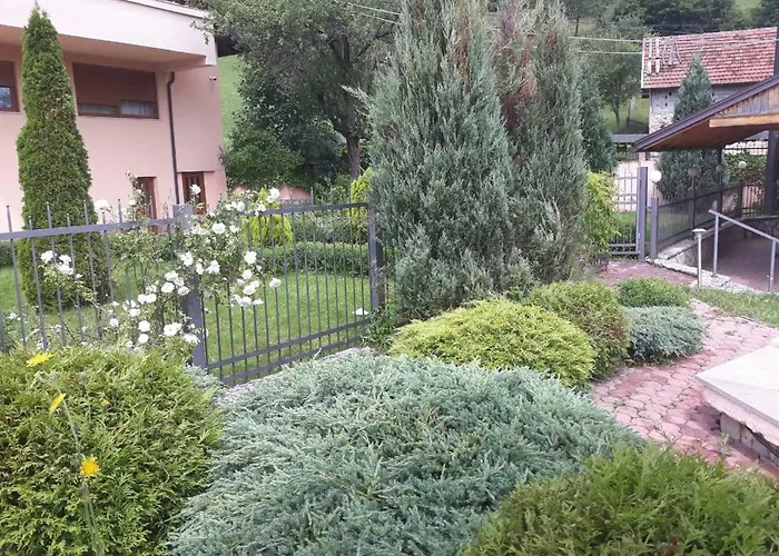 Guest house Malina 4*